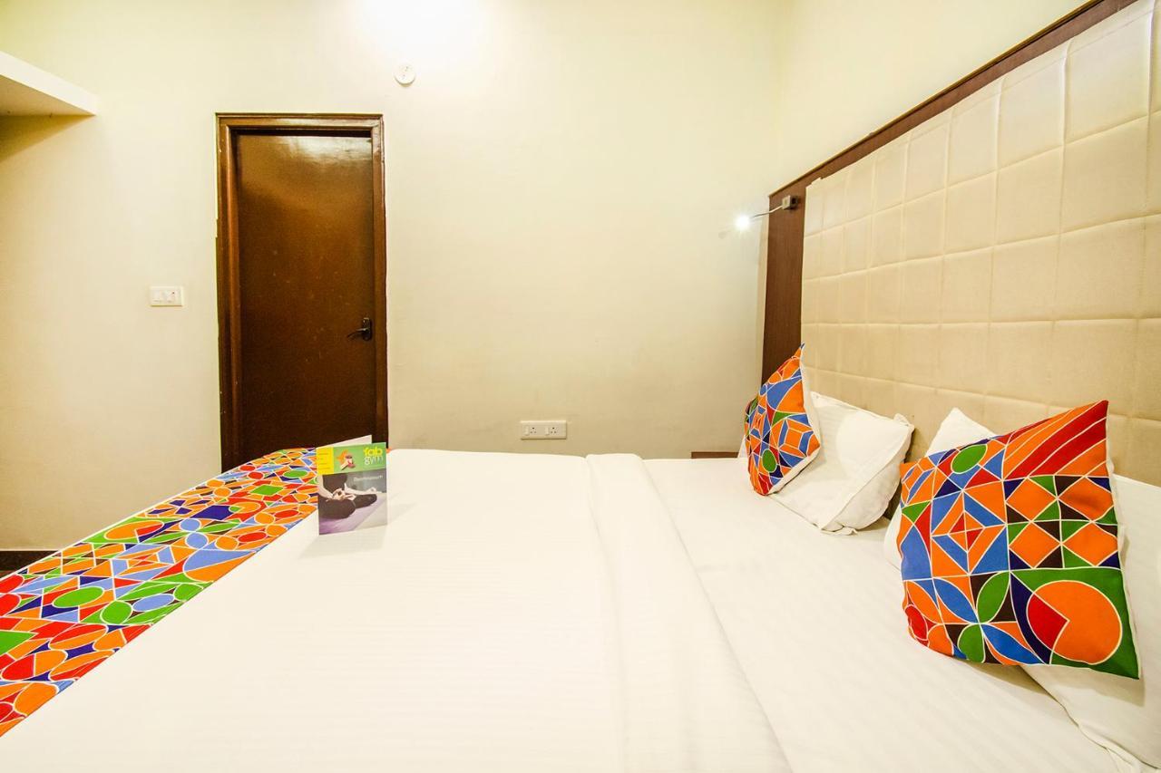 Fabhotel Millenium Stay Indiranagar Bangalore Exterior foto
