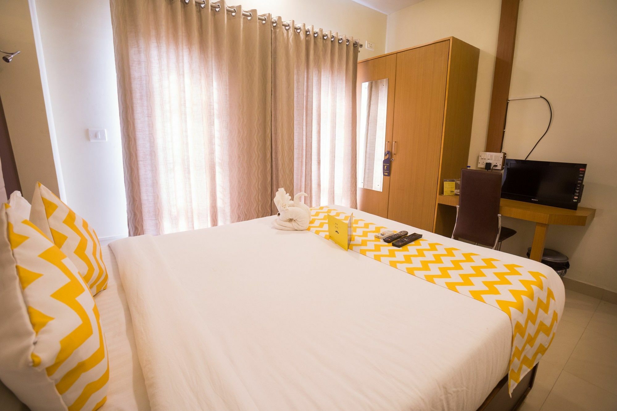 Fabhotel Millenium Stay Indiranagar Bangalore Exterior foto